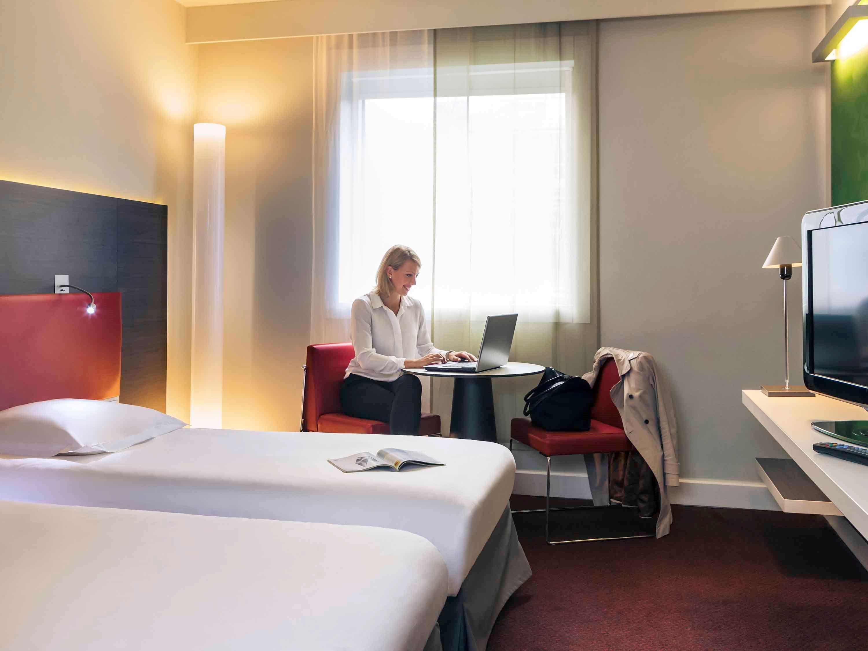 Mercure Paris La Defense Grande Arche Nanterre Zewnętrze zdjęcie