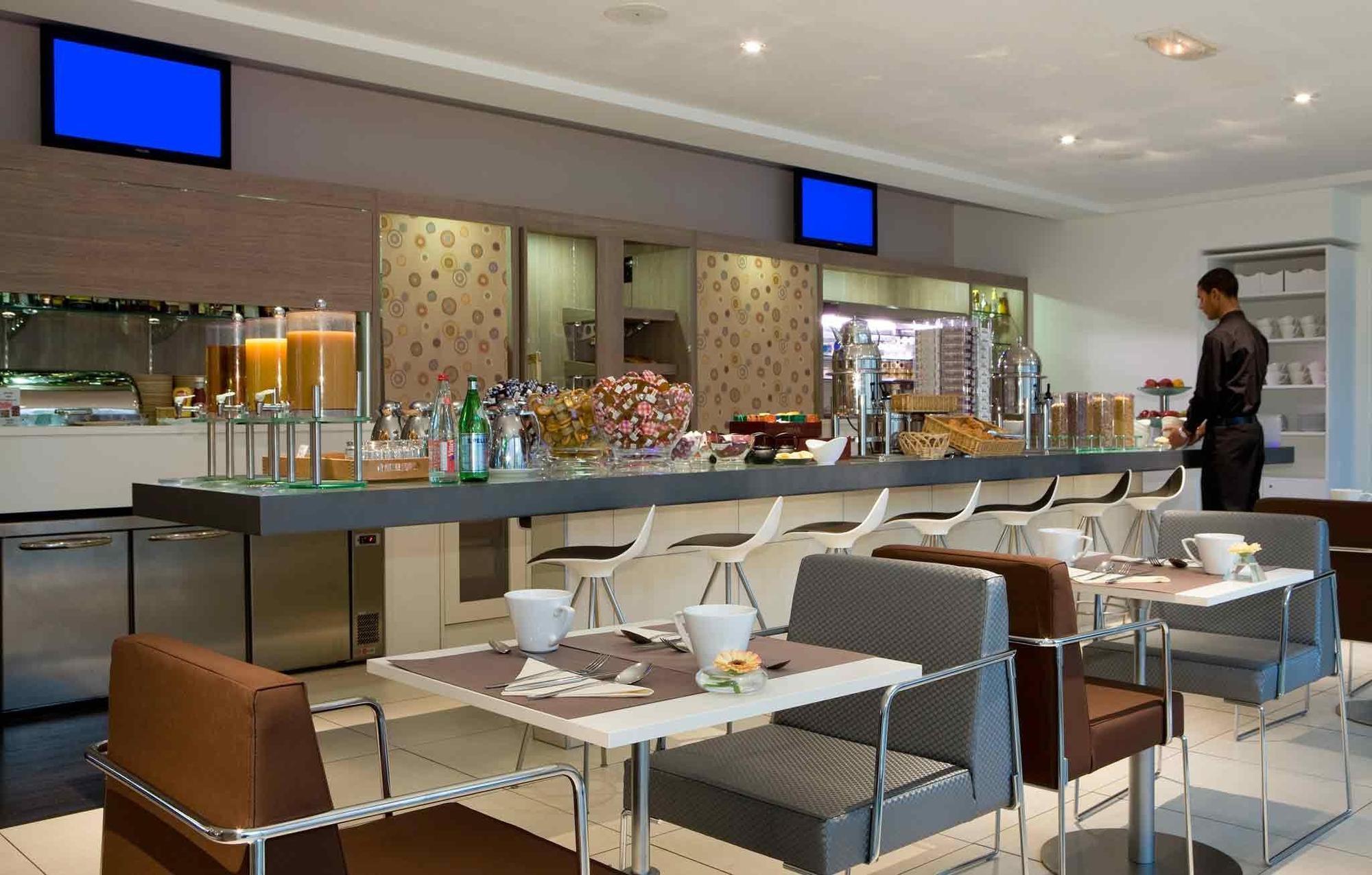 Mercure Paris La Defense Grande Arche Nanterre Zewnętrze zdjęcie